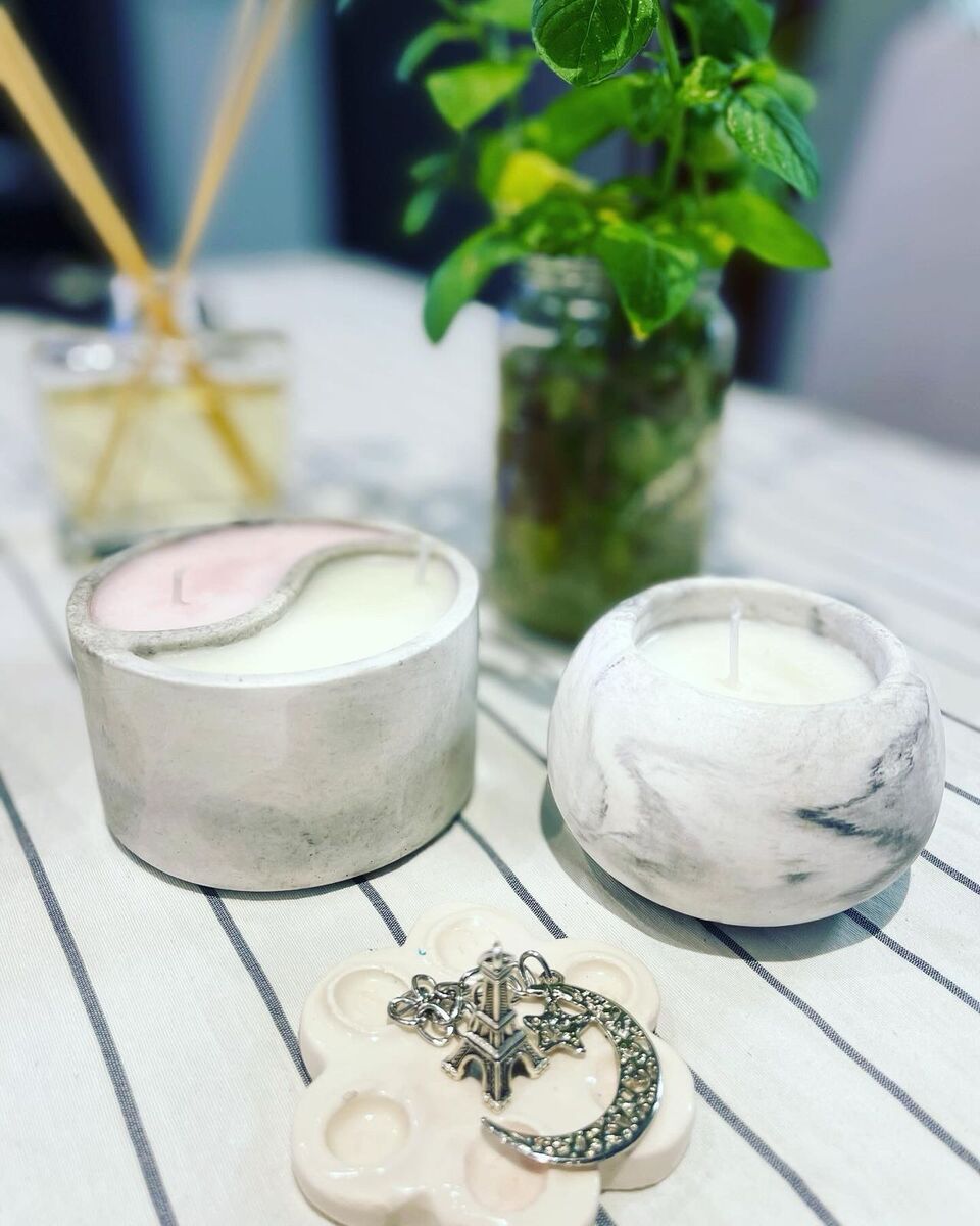 Vela con cera de abeja pura